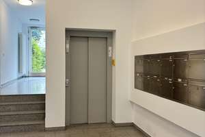 TOP LAGE KUDAMM - 3 ZIMMERWOHNUNG - AB 15.07.2026 – Pfalzburger Straße 66, 10719 Wilmersdorf, Berlin – Vorschaubild 3