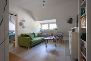 3-Zimmer/Küche/Bad im Dachgeschoss in Köln (Altstadt/Neustadt-Nord: Ecke Friesenstraße)