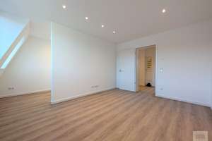 Altbau trifft Moderne: 4-Zimmer Maisonette-Wohnung – Lorettostrasse 45, 40219 Unterbilk, Düsseldorf – Vorschaubild 14