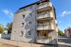 Substanz trifft Potenzial: Vollvermietetes 7-Parteien-Haus mit exzellenter Wertschöpfungsperspektive – Die vollständige Adresse der Immobilie erhältst du vom Anbieter., 47198 Hochheide, Duisburg – Vorschaubild 2