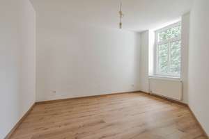 Helle Drei-Zimmerwohnung mit Balkon im 1. OG. Solingen Mitte. – Die vollständige Adresse der Immobilie erhältst du vom Anbieter., 42651 Solingen-Mitte, Solingen – Vorschaubild 9