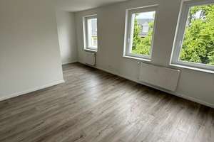Frisch saniert: Helle 2-Zimmer-Dachgeschosswohnung mit Balkon in Magdeburg Lemsdorf – Ballenstedter Straße 3, 39118 Lemsdorf, Magdeburg – Vorschaubild 2