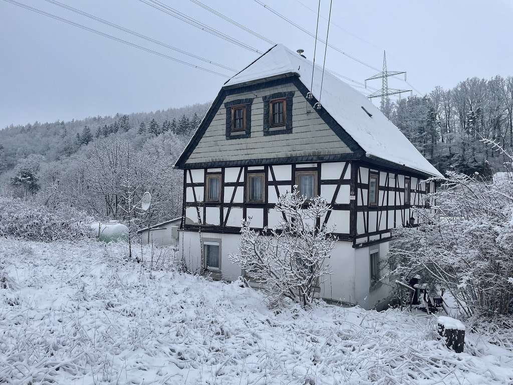 Kleines Fachwerkhaus in unverbauter Lage, Erzgebirgskreis – Bild 3