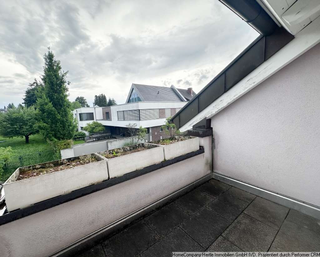 Immobilie in Gundelfingen - Solide und praktische Single-Wohnung in guter Lage von Gundelfingen mit Balkon im gepflegten Mehr... - Bild 2