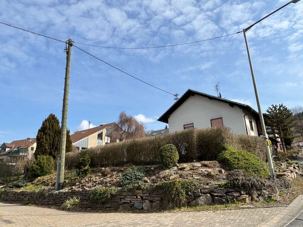 Immobilie in Hilchenbach - Herzlich Willkommen in Hilchenbach-Helberhausen - Bild 2