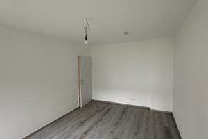 Ruhiglage: Sanierte  2-Zimmer-Wohnung in Köln- Niehl – Amsterdamer Strasse 249, 50735 Niehl, Köln – Vorschaubild 2
