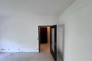 Helle, gut geschnittene 1,5-Zimmer-Wohnung mit Balkon & EBK in Solingen-Gräfrath – Schlagbaumer Straße 154, 42653 Gräfrath, Solingen – Vorschaubild 5