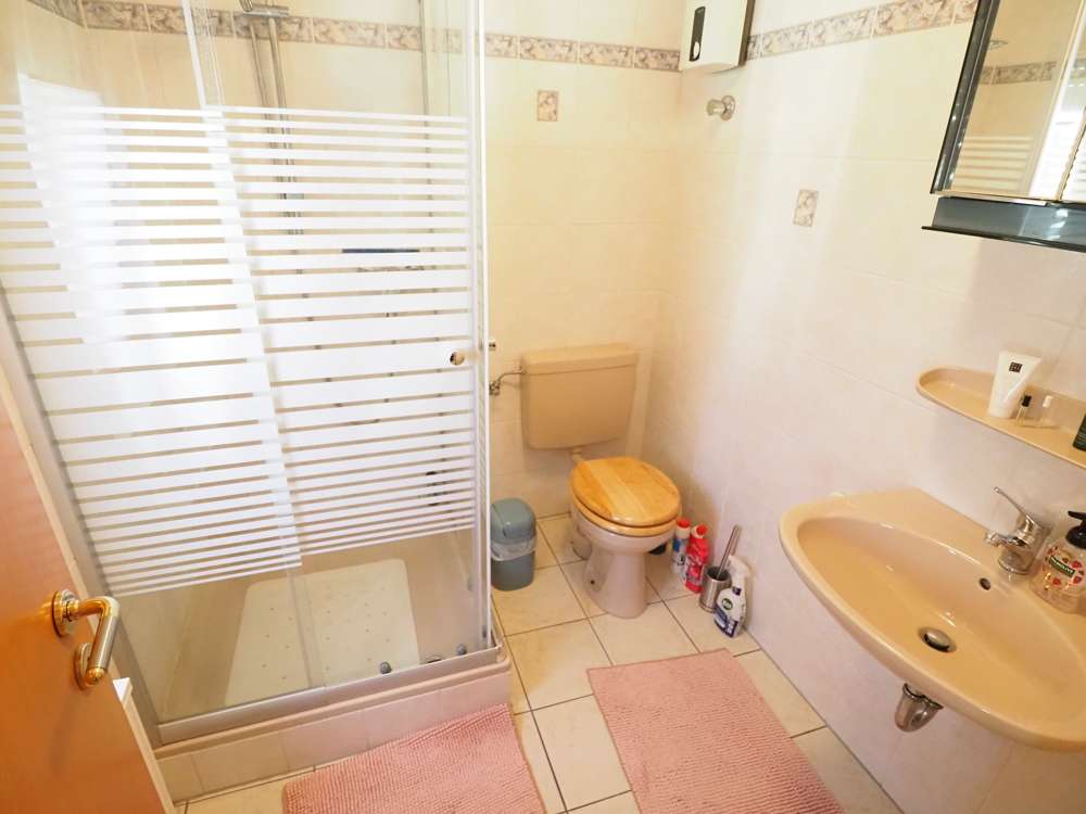 Immobilie in Dierdorf - Einfamilienhaus mit separatem Apartment und großem Nebengebäude - Bild 6