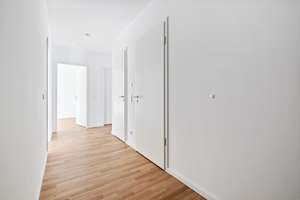 Attraktive 4-Zimmer-Wohnung mit Loggia und Balkon im Zentrum von Kiel – Andreas-Gayk-Straße 5, 24103 Vorstadt, Kiel – Vorschaubild 6