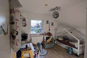 Viel Platz für den Alltag: Großzügige 6,5-Zimmer-Wohnung in Dortmund – Die vollständige Adresse der Immobilie erhältst du vom Anbieter., 44269 Berghofen, Dortmund – Vorschaubild 13