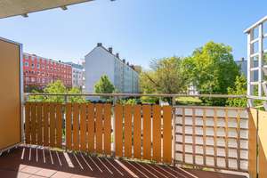 Bezugsfrei | modernisiert | 3 Zimmer | zentral gelegen und ruhig – Die vollständige Adresse der Immobilie erhältst du vom Anbieter., 10115 Mitte (Ortsteil), Berlin – Vorschaubild 3