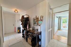 Neu renovierte 3 Zimmer Wohnung in zentraler Lage von Reutlingen mit großer Dachterrasse – 72762 Reutlingen-Mitte, Reutlingen – Vorschaubild 9