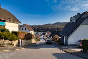 Gemütliches Einfamilienhaus mit Doppelgarage und toller Weitsicht in ruhiger Lage in Engelskirchen – Die vollständige Adresse der Immobilie erhältst du vom Anbieter., 51766 Engelskirchen – Vorschaubild 15