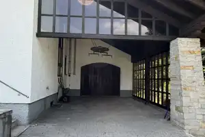 Ein Anwesen mit Platz für Kreativität und Familie! – Deggendorf (Kreis) – Vorschaubild 2