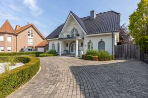 Riant, onder architectuur gebouwd landhuis met oprijlaan, wintertuin en hoogwaardige afwerking. – Auf den Hoecken 2, 52538 Selfkant – Vorschaubild 6