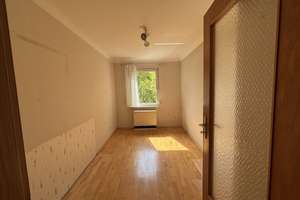 Charmante 3-Zimmer-Wohnung in ruhiger und bevorzugter Wohnlage von Möhringen – Die vollständige Adresse der Immobilie erhältst du vom Anbieter., 70567 Möhringen-Nord, Stuttgart – Vorschaubild 12