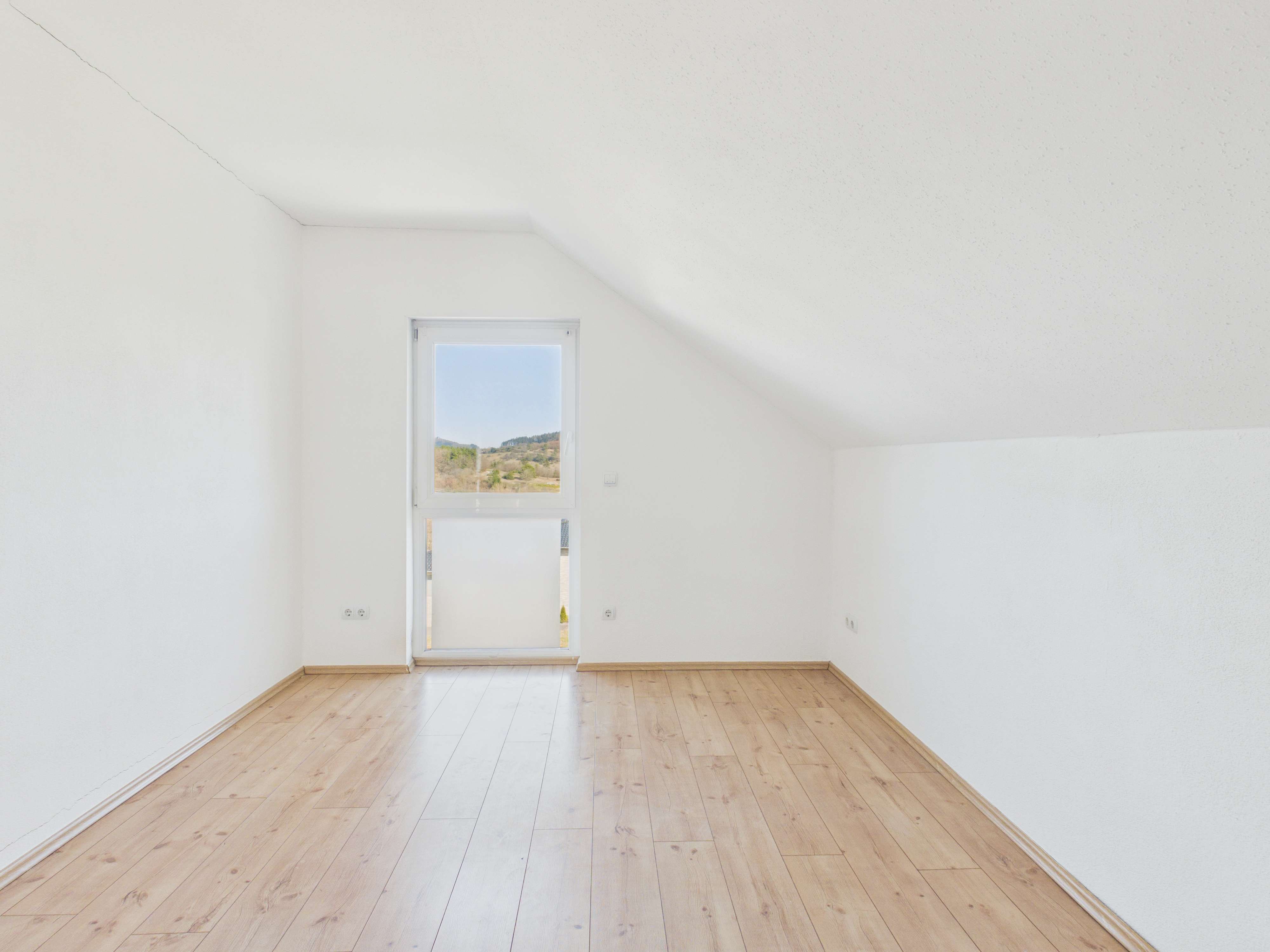 Immobilie in Gerolstein - Jeweils 1 Doppelhaushälfte zu verkaufen. Familienglück gesucht ? Hier sind Sie genau richtg ! - Bild 11