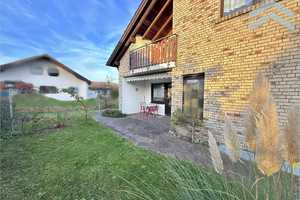 Schönes Zuhause in ruhiger Siedlung mit Einliegerwohnung, Solar, Doppel-Garage und großem Grundstück – Ostalbkreis – Vorschaubild 4