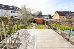 Reihenmittelhaus mit Garten und Garage – Die vollständige Adresse der Immobilie erhältst du vom Anbieter., 72766 Reutlingen-Mitte, Reutlingen – Vorschaubild 3