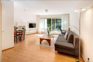 Möbliert: Großzügig & gemütlich – Ruhige Lage zum Innenhof – Die vollständige Adresse der Immobilie erhältst du vom Anbieter., 80796 Neuschwabing, München – Vorschaubild 3