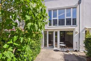 Schönes Reihenmittelhaus mit Terrasse, kleinem Garten und Dachterrasse in Hamburg-Poppenbüttel – Die vollständige Adresse der Immobilie erhältst du vom Anbieter., 22391 Poppenbüttel, Hamburg – Vorschaubild 17