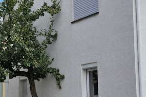 Renovierte Doppelhaushälfte mit Ausbaupotenzial in Heilbronn -Böckingen - OHNE PROVISION – Die vollständige Adresse der Immobilie erhältst du vom Anbieter., 74080 Böckingen, Heilbronn – Vorschaubild 2