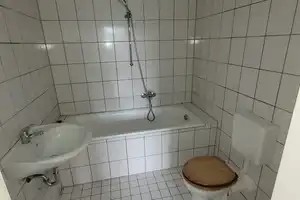 3-Raumwohnung mit EBK – Simonstraße 14, 39114 Magdeburg – Vorschaubild 11