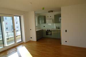 Schöne, geräumige drei Zimmer Dachterrassen-Wohnung in München, Altperlach – Margarethe-Selenka-Str. 18, 81737 Altperlach, München – Vorschaubild 7