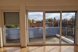 Schöne, frisch renovierte 3-Raum-DG-Wohnung mit Balkon und Garagenstellplatz in Mönchengladbach – Neersbroicher Straße 173, 41066 Flughafen, Mönchengladbach – Vorschaubild 8