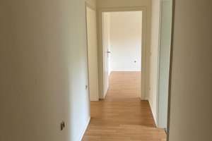 Geschmackvolle 2-Zimmer-Wohnung in Stuttgart – Hornissenweg 12, 70439 Stammheim-Mitte, Stuttgart – Vorschaubild 3