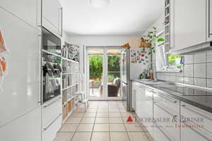EFH + 3FH zum Eigennutz für die große Familie oder zum Vermieten in Wiesbaden Schierstein! – Die vollständige Adresse der Immobilie erhältst du vom Anbieter., 65201 Schierstein, Wiesbaden – Vorschaubild 9