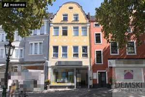 5803: Düsseldorf-Benrath! Charmanter Altbau! Mehrfamilienhaus in bevozugter Lage!