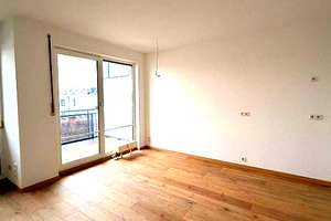 Helle 2-Raum-Wohnung mit zwei Balkonen in bester Lage am Auensee