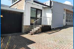 Einfamilienhaus mit Einliegerwohnung  + sanierungsbedürftiger Halle – Stadtverband Saarbrücken (Kreis) – Vorschaubild 5