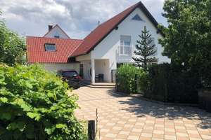 Traumhaus mit exklusiver, hochwertiger Ausstattung und Pool in bevorzugter Lage von Wendelstein! – Die vollständige Adresse der Immobilie erhältst du vom Anbieter., 90530 Wendelstein – Vorschaubild 3