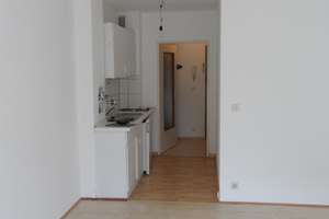 Gepflegte 1-Raum-EG-Wohnung mit Balkon und Einbauküche in München-Milbertshofen – Graf-Konrad-Strasse 19, 80809 Am Riesenfeld, München – Vorschaubild 5