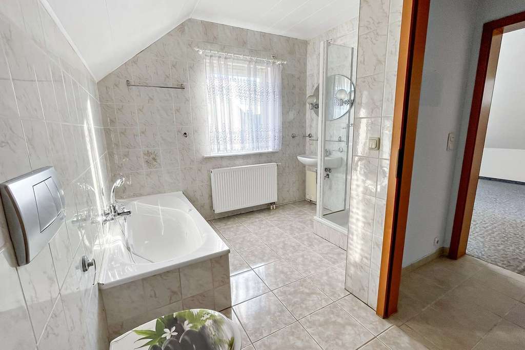 Immobilie in Altlandsberg - Familienfreundliches Einfamilienhaus in ruhiger Lage – gepflegtes Zuhause mit Potenzial - Bild 4