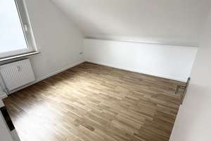 3-4 Zimmer Wohnung Top saniert  ( inkl. Jugendzimmer oder Büro) – Pfarrer-Jekel 16, 51381 Quettingen, Leverkusen – Vorschaubild 4