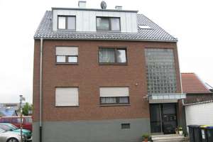 helles Appartement im Dachgeschoss in Rondorf  - südliches Köln