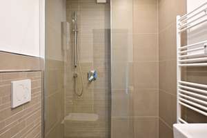 Frisch saniert!! 3,5-Zi. Wohnung mit Terrasse in der Innenstadt! WG geeignet! – Rechener Str. 9, 44787 Gleisdreieck, Bochum – Vorschaubild 6