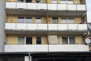 11-Familienhaus mit separatem Gewerbeteil in Karlsruhe