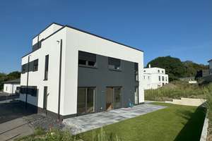 Neuwertiges modernes Zweifamilienhaus – Die vollständige Adresse der Immobilie erhältst du vom Anbieter., 59755 Arnsberg – Vorschaubild 19