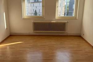 3-Zimmer-Wohnung mit Balkon in Essen-Bergerhausen! – Rellinghauser Straße 276, 45136 Bergerhausen, Essen – Vorschaubild 3