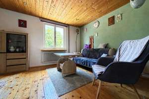 Diese Wohnidylle wird Ihr neues Zuhause. 3 Zimmer auf 97 m². Herrlicher Garten, Garage plus Carport. – Die vollständige Adresse der Immobilie erhältst du vom Anbieter., 78176 Blumberg – Vorschaubild 4