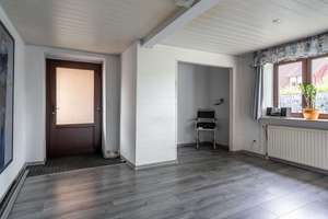 Einfamilienhaus mit zwei zusätzlichen Appartements und Außenpool in Oldenburg, Objekt-Nr.: 7701 – Die vollständige Adresse der Immobilie erhältst du vom Anbieter., 26127 Alexandersfeld, Oldenburg (Oldenburg) – Vorschaubild 46