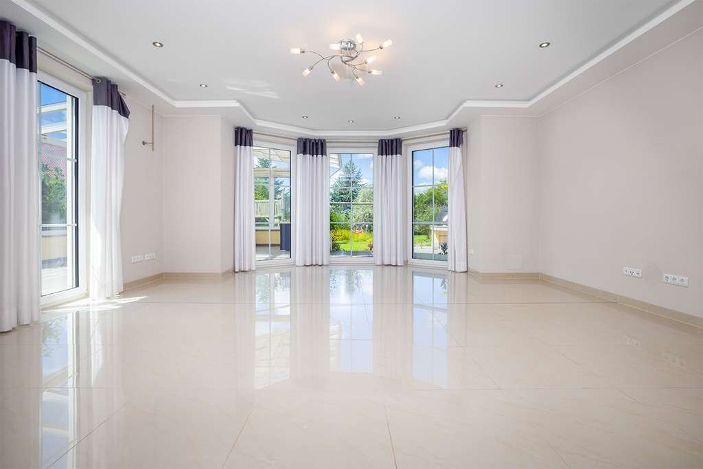 Immobilie in Tussenhausen - Exklusive Villa in idyllischer Lage - Bild 4