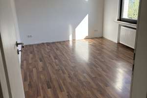 Helles  Reihenmittelhaus mit 4,5 Zimmern in Merkenich – Die vollständige Adresse der Immobilie erhältst du vom Anbieter., 50769 Merkenich, Köln – Vorschaubild 20