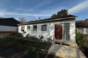 Schwalbach: Ruhig wohnen am Grüngürtel – Bungalow mit großem Garten und vielseitigem Raumangebot – Die vollständige Adresse der Immobilie erhältst du vom Anbieter., 65824 Schwalbach am Taunus – Vorschaubild 11