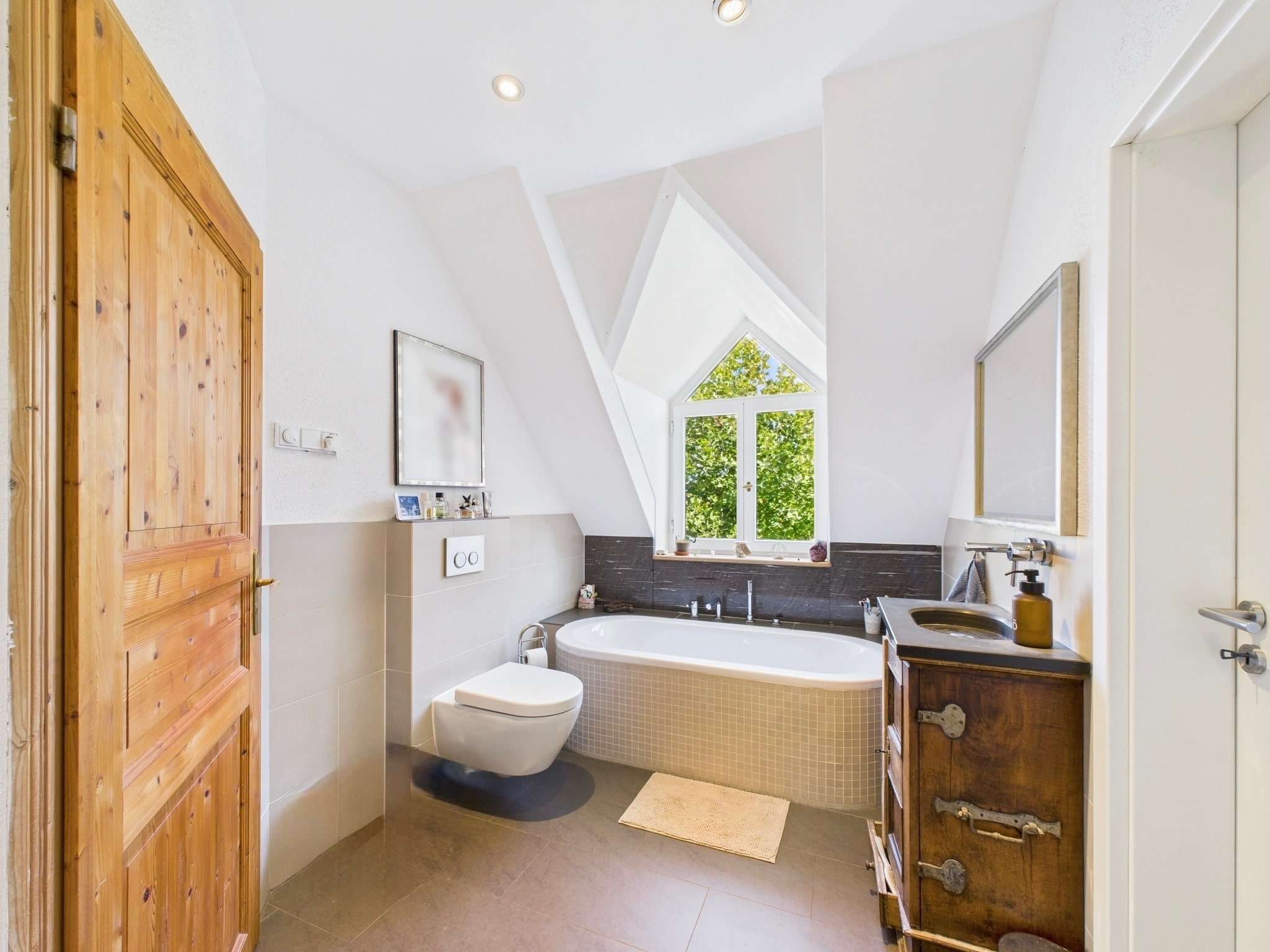 Immobilie in Utting am Ammersee - Haus im Haus in Utting – Großzügiges Wohnen mit Einliegerwohnung und Panorama - Bild 17