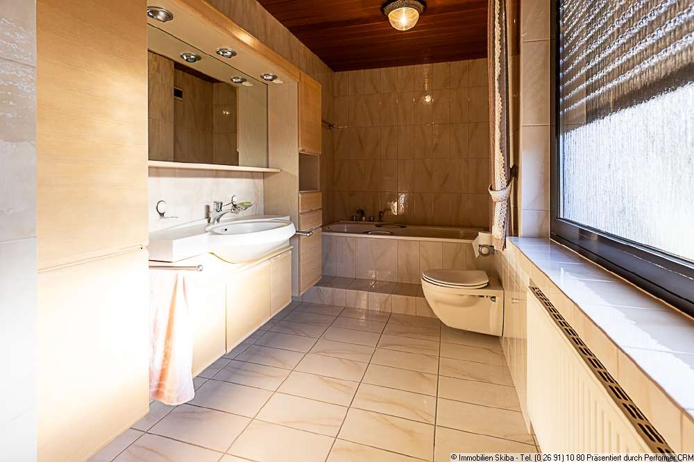 Immobilie in Hönningen - Zwei Einfamilienhäuser im Ortskern von Hönningen: Eigenheim und Anlageobjekt ideal kombinierbar - Bild 16